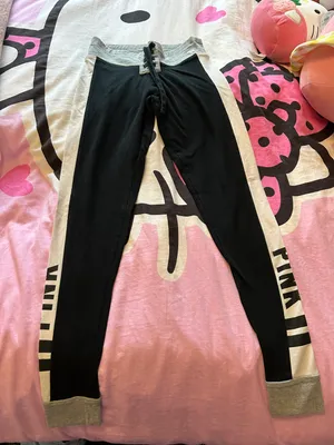 PINK Victoria’s secret leggings thumbnail 1