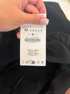 Zara Black Halter Bubble Mini Dress thumbnail 4