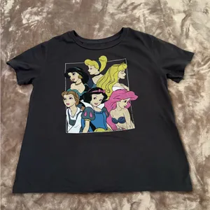 Disney T-Shirt Women’s Size M Princess Black Tee with Colorful Characters thumbnail 2