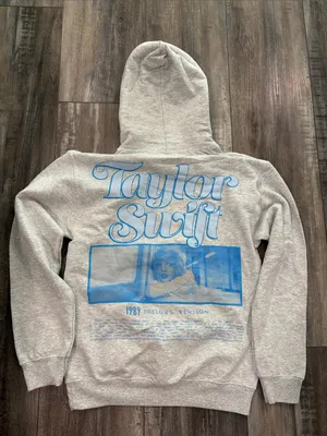 Taylor Swift 1989 Taylor’s Version Gray From the Vault Hoodie Small thumbnail 4