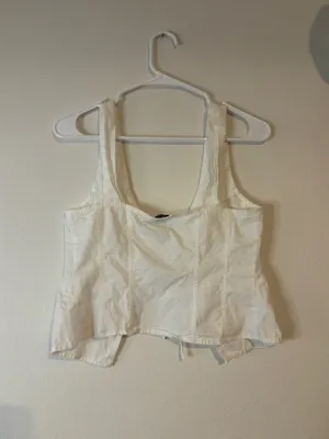 Princess Polly Top Crop White tie thumbnail 5