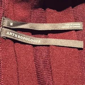 Anthropologie Cold-Shoulder Knit Maxi Dress Size M In Wine thumbnail 5