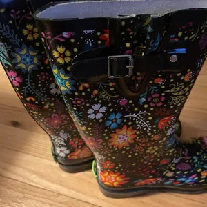 Western Chief Floral Rain Boots thumbnail 5