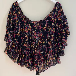 Free People Floral Gauze Cotton‎ Boho Peasant Top Oversized Ruffle Raw Sz Medium thumbnail 2
