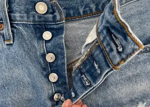Levi’s high rise Jean shorts thumbnail 3