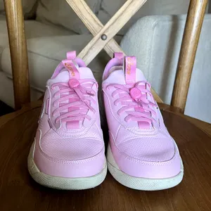 Clove Unisex Strada Pink Cupcake Nursing Sneakers Size W 7 M 5.5 thumbnail 3