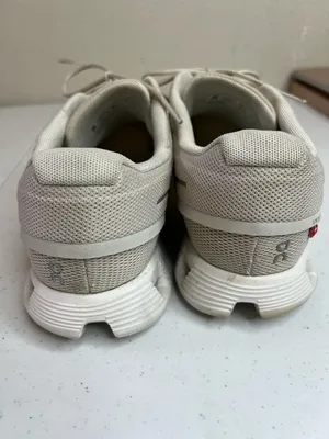 ON Cloud 5 Running Pearl Women’s 9 Sneakers Shoes 59-98773 Cloud Tech Comfort thumbnail 4