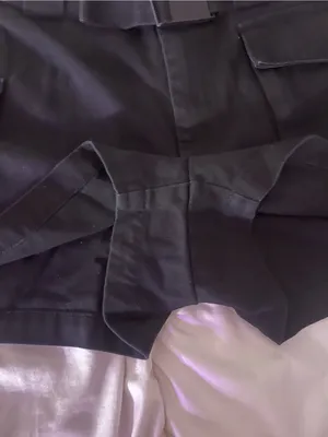 Aritzia TNA 3” Black Cargo Shorts with Utility Belt thumbnail 4
