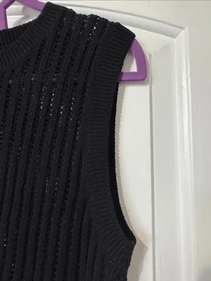 Uniqlo Black Sleeveless Knit Tank Top thumbnail 7