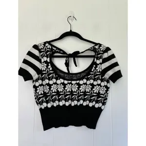 Maeve Anthropologie Black White Cherry Floral Knit Crop Top Bow Back Small thumbnail 2