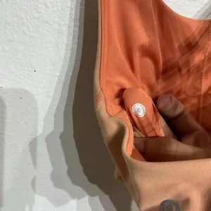 Lululemon Orange Energy Sports Bra Sz 6 thumbnail 5
