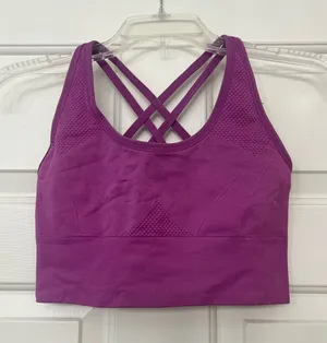 Sports Bra thumbnail 1