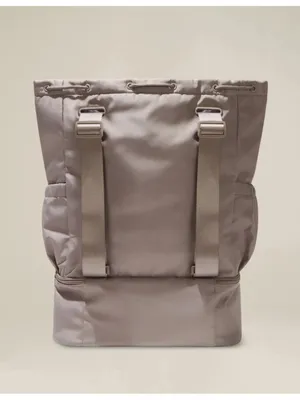 Beyond Yoga Convertible Gym Bag in Birch thumbnail 3