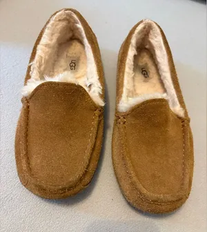 UGG Ansley Slippers Chestnut Suede Shearling Lined Women’s 6 thumbnail 1