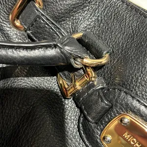 MICHAEL KORS Tumbled Black Leather Crossbody‎ Satchel Gold Hardware A27 thumbnail 16