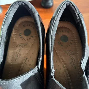 Earth Origins Madison Black Leather Pleated Slip On Block Heel‎ Loafers 6.5 thumbnail 6