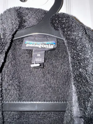 Patagonia Women’s Los Gatos Black High-Pile Fleece Vest Size XS thumbnail 3