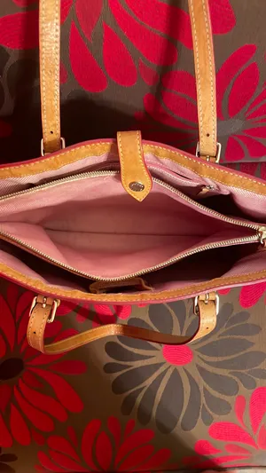 Dooney and Burke purse thumbnail 5