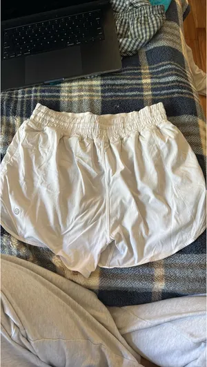 Lululemon Shorts thumbnail 2