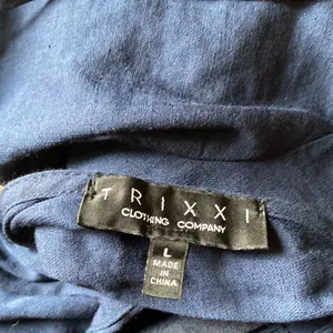 Trixxi V-Neck Short Jumper with Elastic Waist. Size L. Navy Blue, short sleeve thumbnail 5