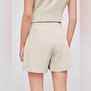 NWOT Cider Woven Mid Rise Solid Pocket Shorts Beige | TAGS CUT OUT SEE NOTES thumbnail 3