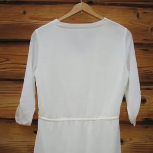 NWT Eros Cream Dress Size M thumbnail 6