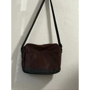 Lands' End Direct Merchants Bag with Shoulder Strap 12x9 nylon thumbnail 3