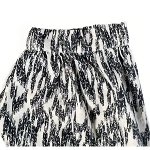 Zara Tunic Top Women‎ Small Black White Ikat Print Crochet Embroidered V-Neck thumbnail 5