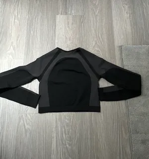Cropped Long Sleeve Shirt thumbnail 5