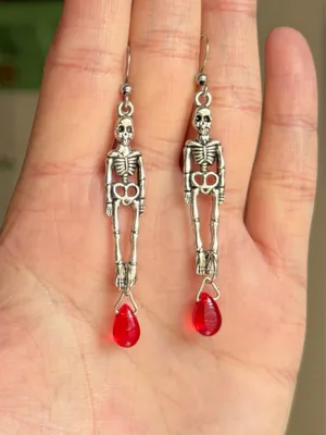 Handmade skull funky cute spooky dangle earrings 💀❤️ thumbnail 3