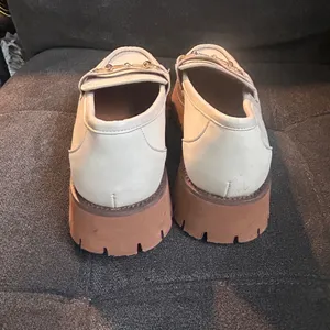 Cushionare Chic Cream Loafers with Gold Accent thumbnail 7