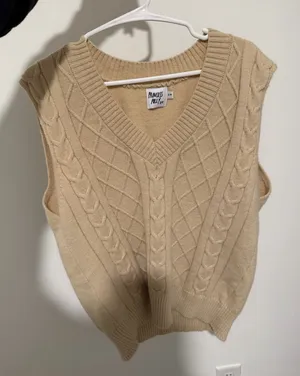 Princess Polly Vest Sweater thumbnail 1