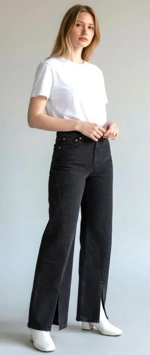 Abercrombie & Fitch Abercrombie and Fitch The 90s Relaxed Jean High Rise Split Hem Black Jeans thumbnail 1