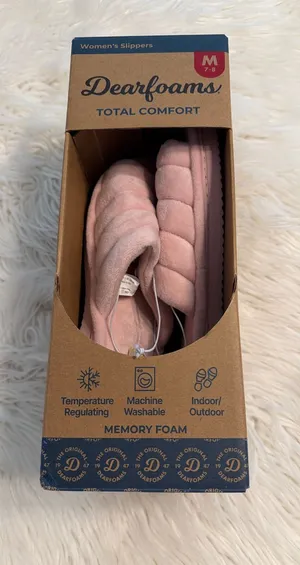 dearfoams Women's Pink Quilted Memory Foam Slippers size M 7-8 thumbnail 1