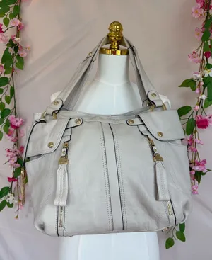 Women's Soft Leather Shoulder Bag in Beige thumbnail 1