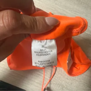 PacSun Vibrant Orange Camisole Top Size Medium thumbnail 3