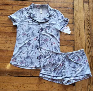 Jessica Simpson 2 Piece Pajama Set Watercolor Floral Print Size Medium thumbnail 1
