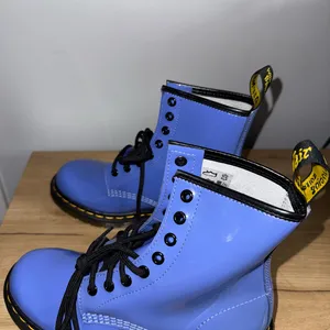 Dr. Martens 1460 Womens‎ Blue Boots Size 6 Patent Leather Boots NWOB C thumbnail 6