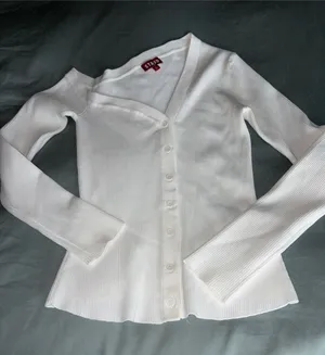 STAUD White Ribbed V-Neck Button-Up Cardigan thumbnail 1