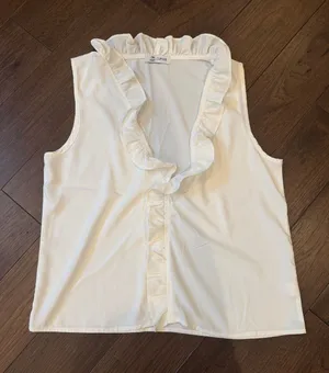 Cupshe White Ruffled V-Neck Sleeveless Top Medium - C66-005 thumbnail 1