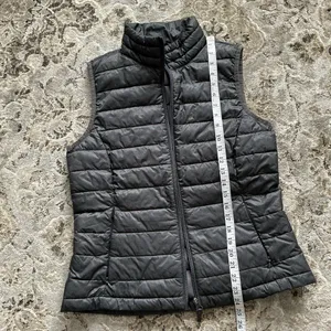 Lightweight puffer vest 🌷 Gray Size M thumbnail 6