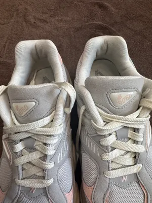 New Balance Women's Light Gray and Pink 9060 Style Sneakers thumbnail 2