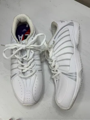 Varsity Miza+ White Cheer Shoes. Size 6.5 thumbnail 2