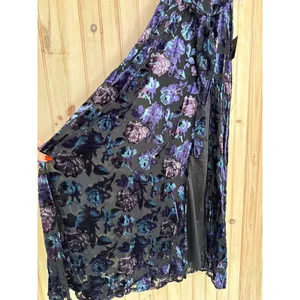 NWT Lulus Pretty Companion Black Floral Velvet Burnout Maxi Dress Holiday Sz XS thumbnail 5