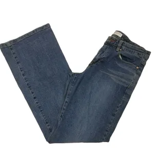 TOMMY HILFIGER Straight Cut Women’s Sz‎ 6 Light Wash Jeans button fly 5 pockets thumbnail 4