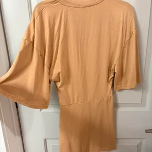 Bodycon dress with Cutout Tan Size XS thumbnail 5