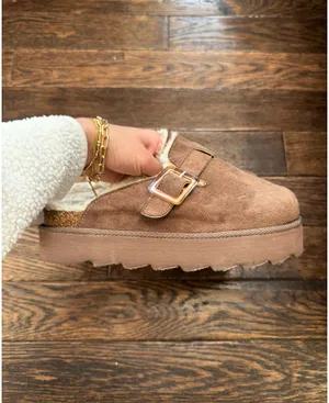 Outwoods Platform Clog Slippers thumbnail 6