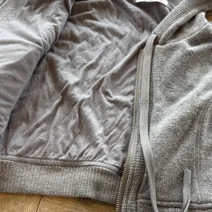 Bo + Tee Gray Hooded Zip Puffer Jacket thumbnail 6