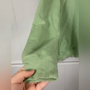 M&C Sportswear Vintage XL Green Grandma Pullover Sweatshirt Grannycore Cottage thumbnail 3