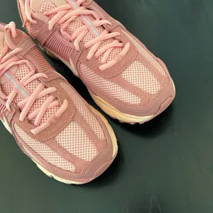 New NIKE Air Zoom Vomero 5 'Red Stardust' thumbnail 4